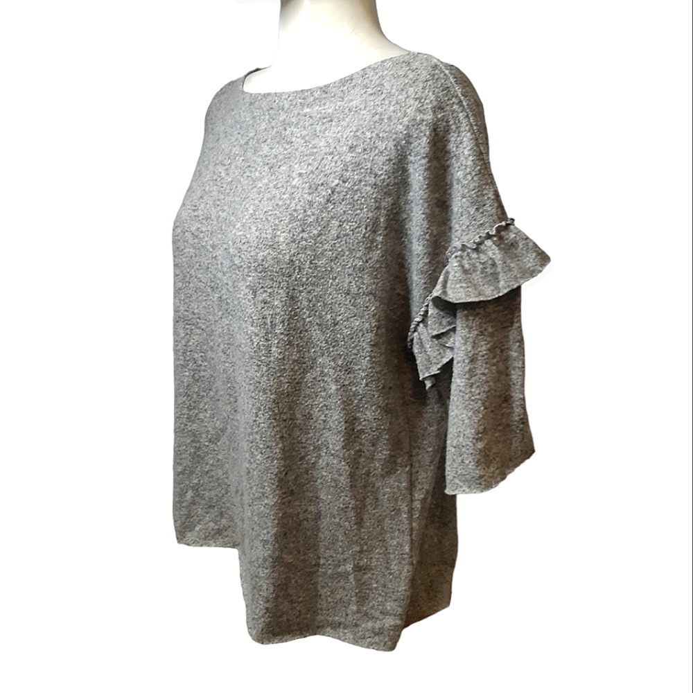 Dantelle womens grey 3/4 ruffle sleeve boat neck soft knit sweater top medium
